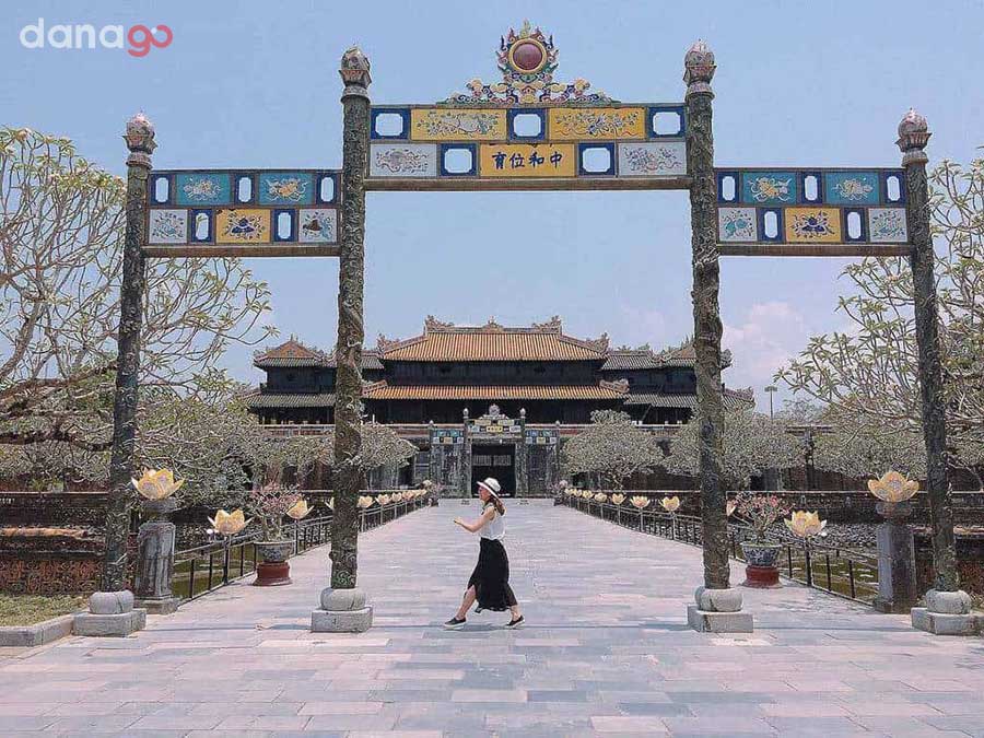 Tour Ninh Bình đi Đà Nẵng 3 Ngày Tour Ninh Bình đi Đà Nẵng 3 Ngày