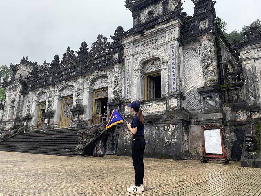 Tour Huế 1 Ngày: Khiêm Lăng Tour Huế 1 Ngày: Khiêm Lăng
