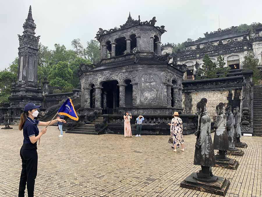 Tour Huế 1 Ngày: Lăng Minh Mạng Tour Huế 1 Ngày: Lăng Minh Mạng