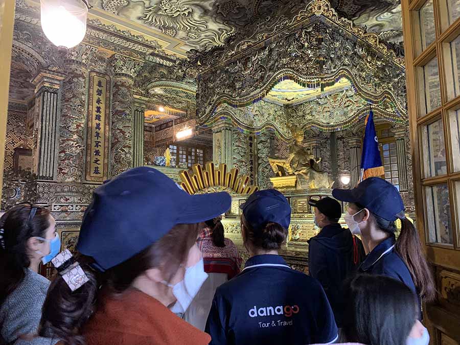 Tour Huế 1 Ngày: Lăng Khải Định